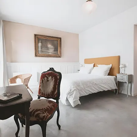 La Maison De *